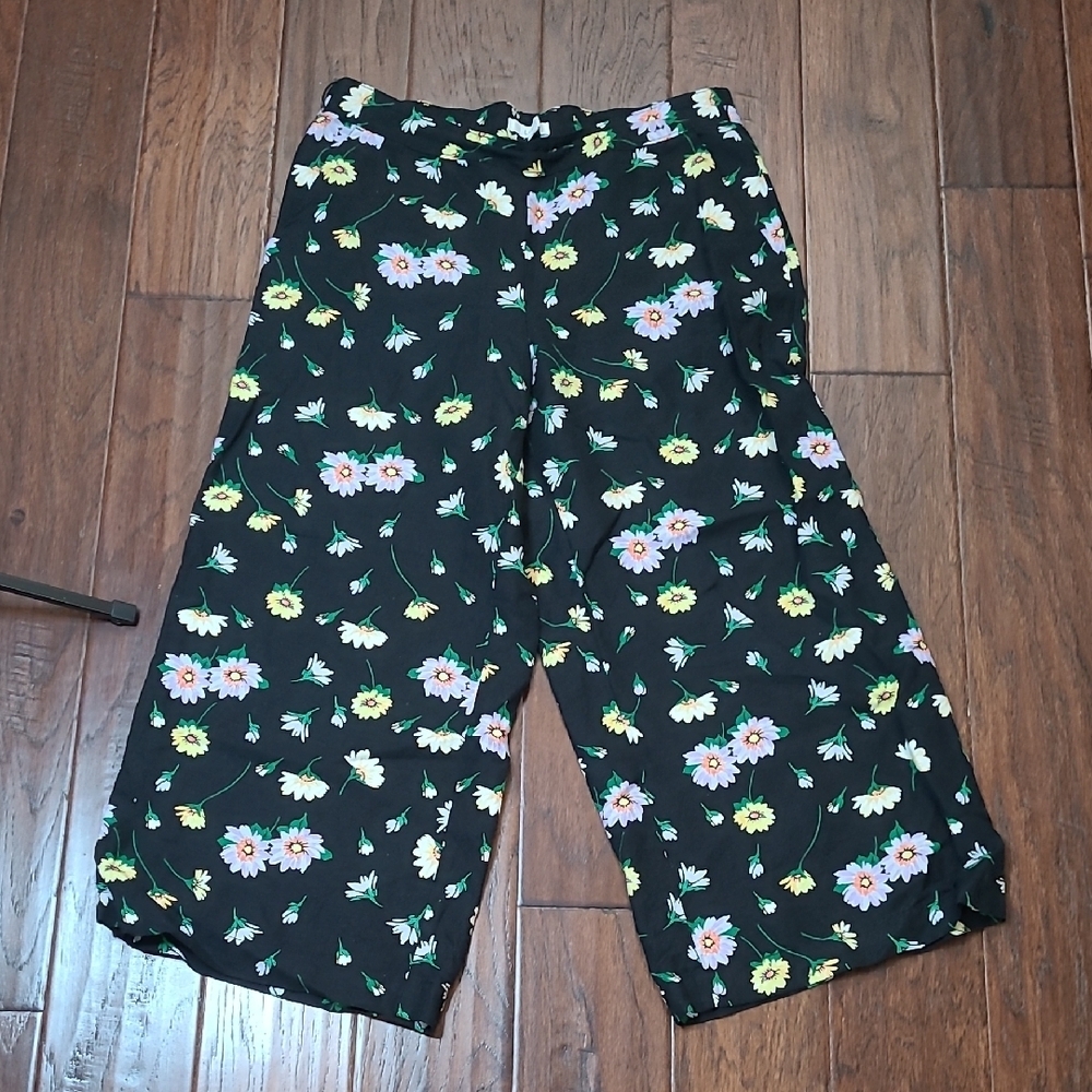 LOFT Black Wide Leg Linen Blend Pants with Colorful Floral Pattern size Medium